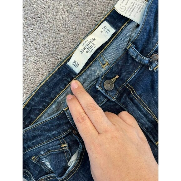 Abercrombie and Fitch Boot cut Jeans - Picture 4 of 6